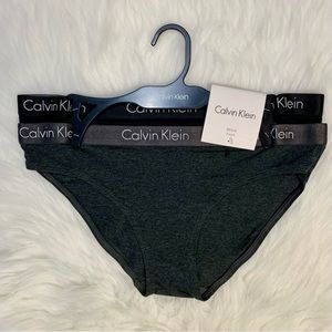 NWT Calvin Klein Panties Underpants Sz Medium Two Pair